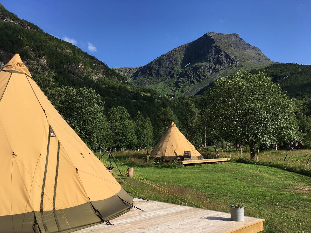 Dalen Gaard Camping Og Hytter Гайрангер Екстериор снимка